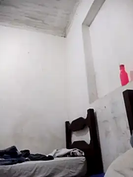 GuilhermeYuree online show from July 13, 2:25 am