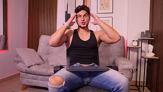 DaviesBrown online show from October 4, 9:08 pm