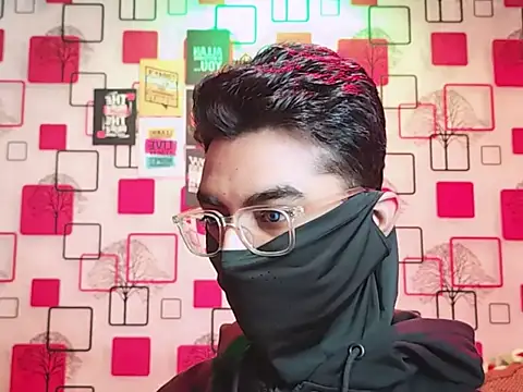 ChiseledCharm online show from December 1, 8:56 pm