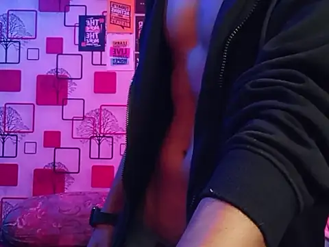 ChiseledCharm online show from November 20, 8:51 pm