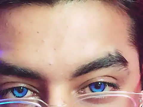 ChiseledCharm online show from December 16, 9:00 pm