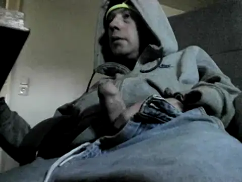 skateboy78 online show from January 19, 2:49 pm