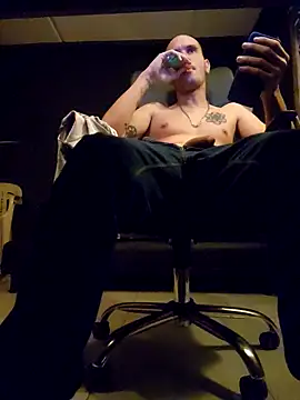 lilobaby online show from November 11, 11:43 pm