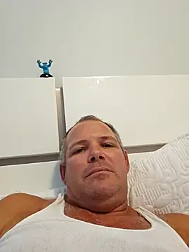 cubanitofeliz40 online show from September 18, 7:16 pm