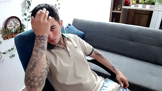 santii ss online show from April 6, 4:30 pm