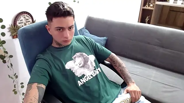 santii ss online show from March 20, 3:05 pm