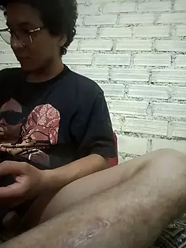 LecheDeSoya666 online show from January 9, 3:34 am