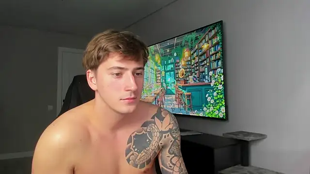 DaniHort online show from April 13, 8:26 am