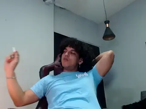 Xfire boy69 online show from November 11, 4:45 pm