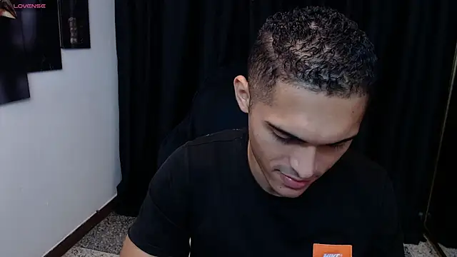 Derek Storm  online show from November 15, 12:40 pm