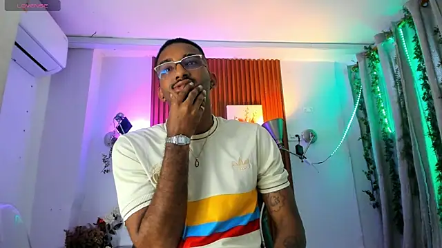 Darwin mayo online show from November 20, 5:56 pm