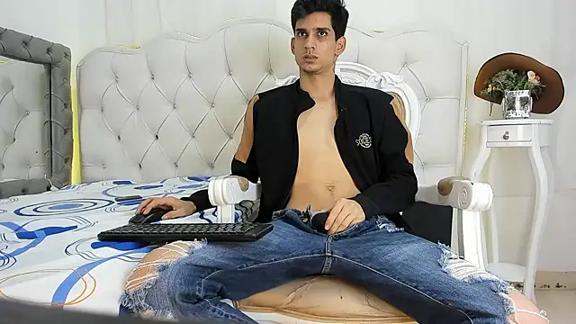 Sebalexis7 online show from December 14, 3:13 am