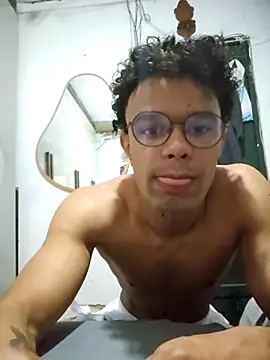 Snapshot of Eros_films chatting on September 26, 10:13 am Eros films online show from September 26, 10:13 am