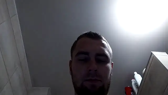 Vladyslav30 online show from December 5, 9:33 pm