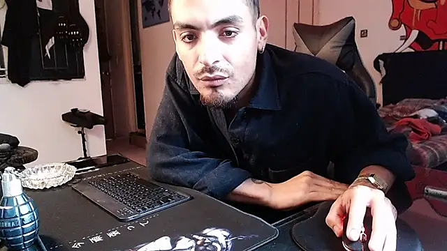 malek xarx  online show from March 9, 2:22 pm