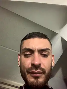 malek xarx  online show from September 23, 2:11 am