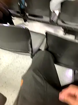 malek xarx  online show from September 10, 1:43 pm