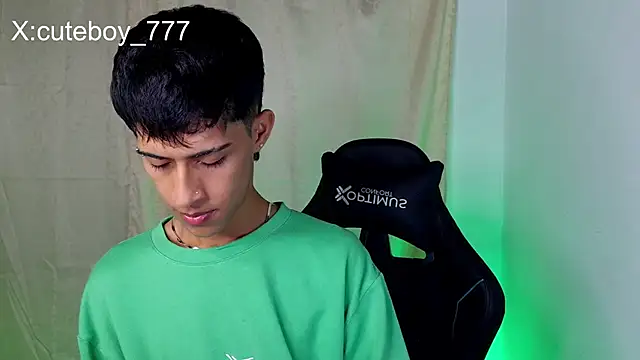 Danny cute 05 online show from March 7, 1:47 am