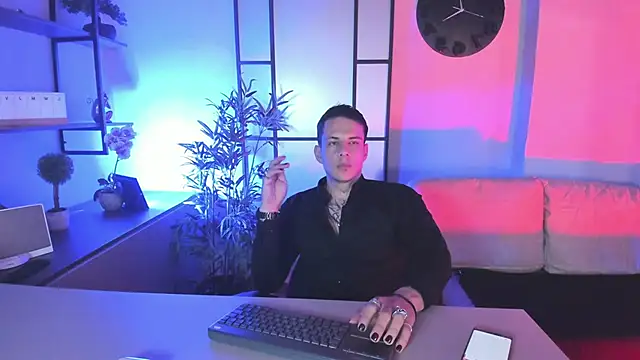 Dustin Sonne online show from December 15, 3:47 am