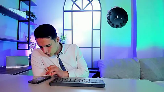 Dustin Sonne online show from January 12, 4:05 am