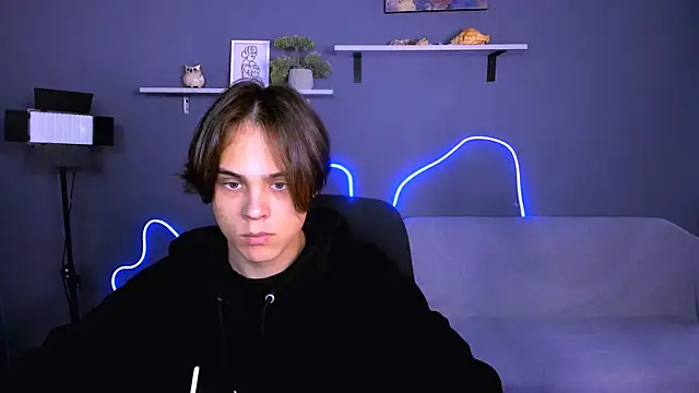 Snapshot of karl_mans chatting on October 15, 8:55 am karl mans online show from October 15, 8:55 am