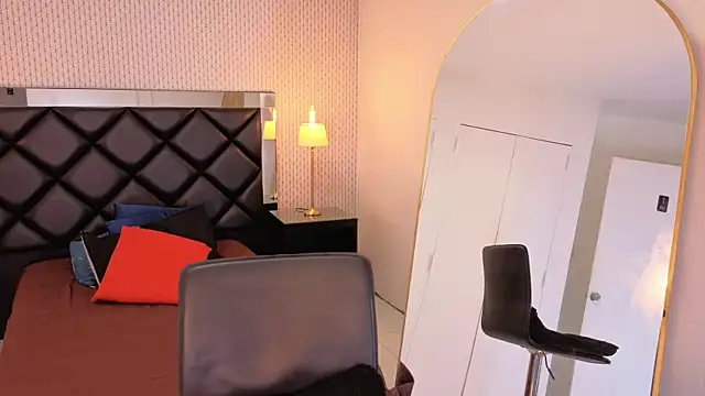 ryo light online show from October 3, 8:58 pm