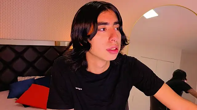 ryo light online show from October 16, 8:39 pm