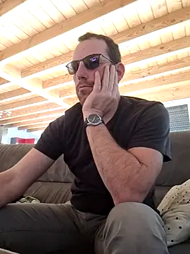 BrunJulienMetis online show from February 8, 2:54 pm