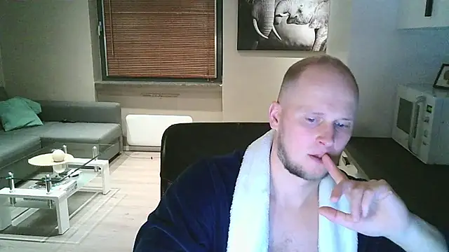 Dartanjanas13 online show from November 9, 9:52 pm