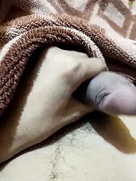 Snapshot of saneer69tew chatting on October 20, 7:18 pm saneer69tew online show from October 20, 7:18 pm