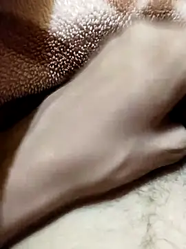 Snapshot of saneer69tew chatting on September 10, 8:51 pm saneer69tew online show from September 10, 8:51 pm