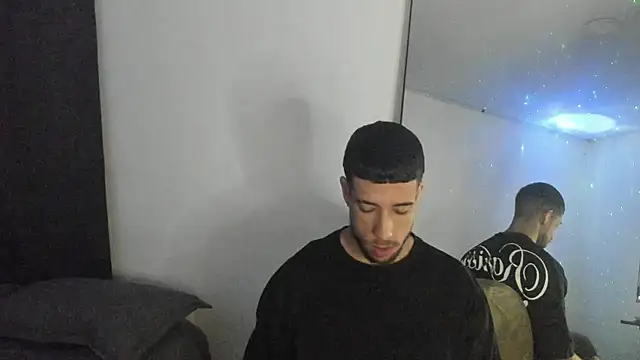 ThiagoLugo online show from March 22, 1:54 am