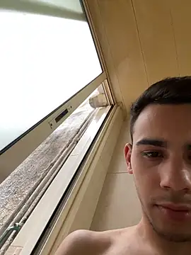 Romanalegre online show from April 22, 2:00 pm