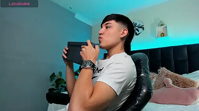 Ares di martin online show from October 6, 2:11 pm