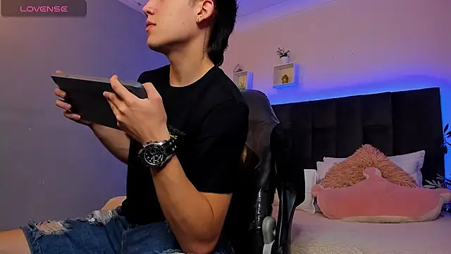 Ares di martin online show from December 19, 2:03 pm