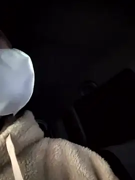 kqitooo online show from February 3, 1:16 pm