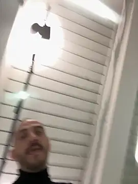 Snapshot of goncas23 chatting on October 6, 11:04 am goncas23 online show from October 6, 11:04 am