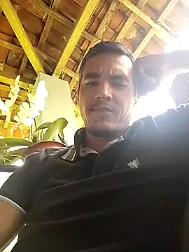 Snapshot of Boragozarvem chatting on September 15, 1:45 pm Boragozarvem online show from September 15, 1:45 pm