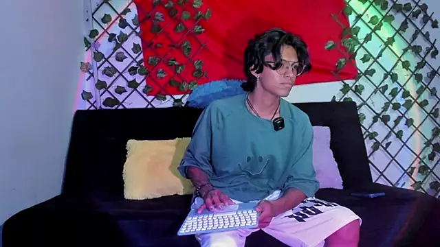 dreyk20 online show from July 23, 9:23 pm