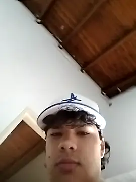 dani titan320 online show from April 18, 1:34 pm