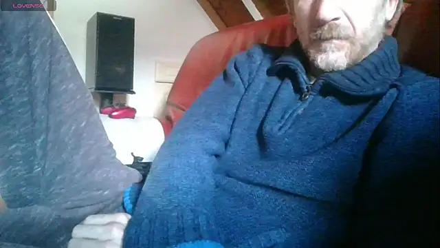 Snapshot of Vrenico-SC chatting on September 27, 10:35 am Vrenico-SC online show from September 27, 10:35 am