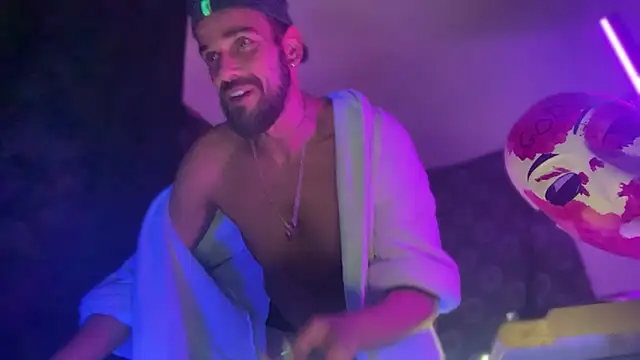 DjDiCKmannOnE online show from May 31, 8:54 pm