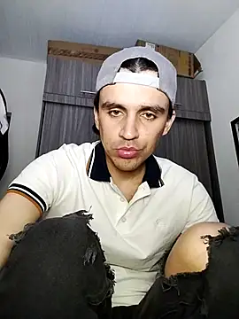 Snapshot of danylano chatting on October 1, 10:25 pm danylano online show from October 1, 10:25 pm