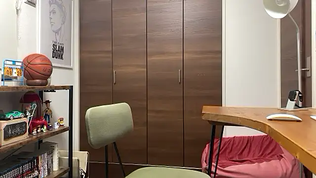 Snapshot of Bonz_Buonz chatting on September 27, 3:32 pm Bonz Buonz online show from September 27, 3:32 pm