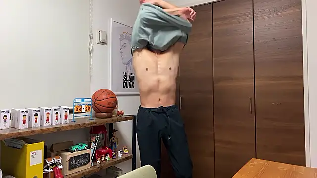 Snapshot of Bonz_Buonz chatting on September 21, 3:01 pm Bonz Buonz online show from September 21, 3:01 pm