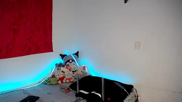 lucky stricke online show from December 21, 6:43 am