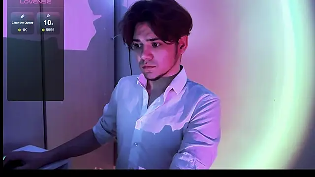 1RobertTT online show from October 27, 8:55 pm