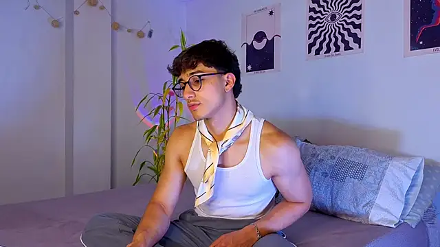 LatinReall online show from September 12, 11:16 pm