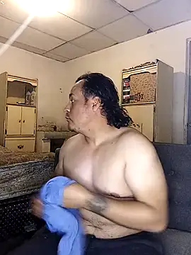 guscab69 online show from December 19, 1:57 am