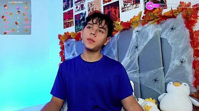 Snapshot of nico_leroy chatting on October 25, 7:59 pm nico leroy online show from October 25, 7:59 pm